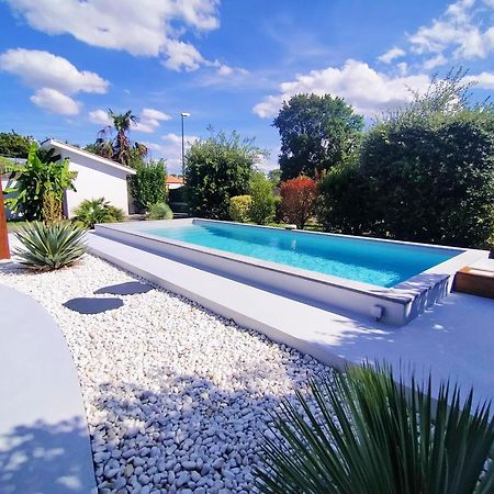 Gite Avec Piscine Et Espace Bien-Etre Partages Entre Bordeaux Et Lacanau Ocean (Adults Only) Brach Екстериор снимка